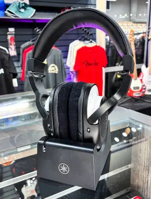 Yamaha - YH-WL500 Wireless Stereo Headphones 2